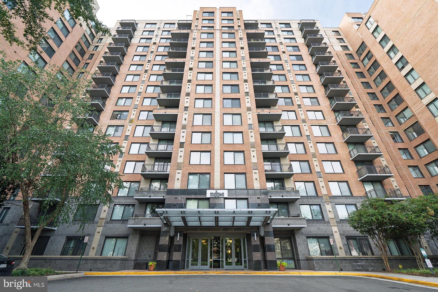 2451 MIDTOWN AVE #713, ALEXANDRIA, Virginia 22303, 2 Bedrooms Bedrooms, 4 Rooms Rooms,2 BathroomsBathrooms,Residential,For sale,2451 MIDTOWN AVE #713,VAFX2268892 MLS # VAFX2268892