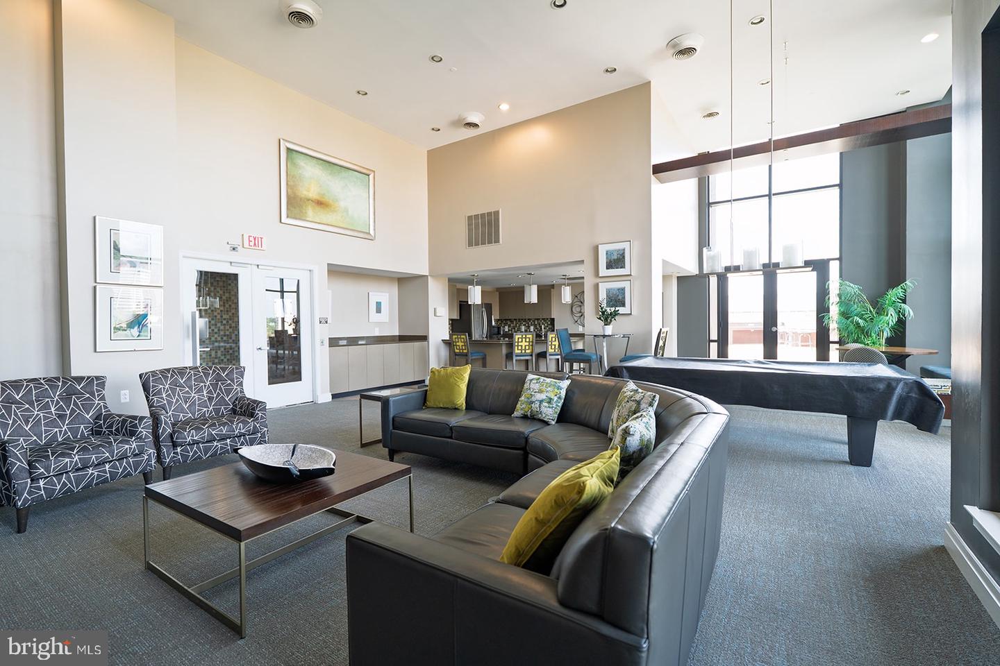 2451 MIDTOWN AVE #713, ALEXANDRIA, Virginia 22303, 2 Bedrooms Bedrooms, 4 Rooms Rooms,2 BathroomsBathrooms,Residential,For sale,2451 MIDTOWN AVE #713,VAFX2268892 MLS # VAFX2268892