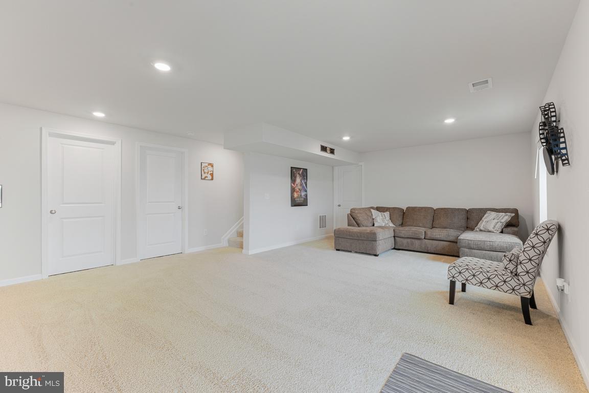 620 WEEKS CT, BERRYVILLE, Virginia 22611, 5 Bedrooms Bedrooms, ,3 BathroomsBathrooms,Residential,For sale,620 WEEKS CT,VACL2006102 MLS # VACL2006102