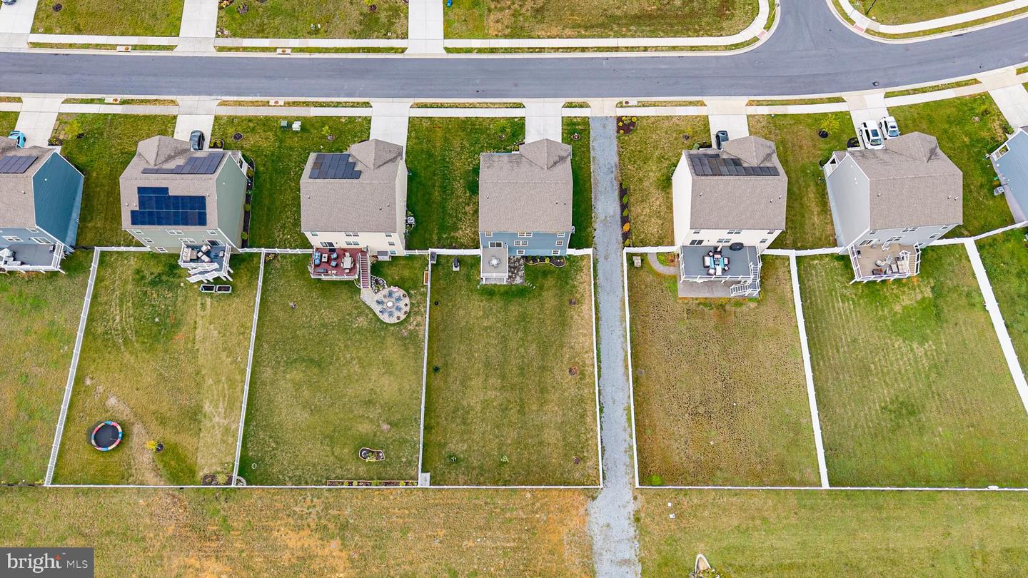 620 WEEKS CT, BERRYVILLE, Virginia 22611, 5 Bedrooms Bedrooms, ,3 BathroomsBathrooms,Residential,For sale,620 WEEKS CT,VACL2006102 MLS # VACL2006102