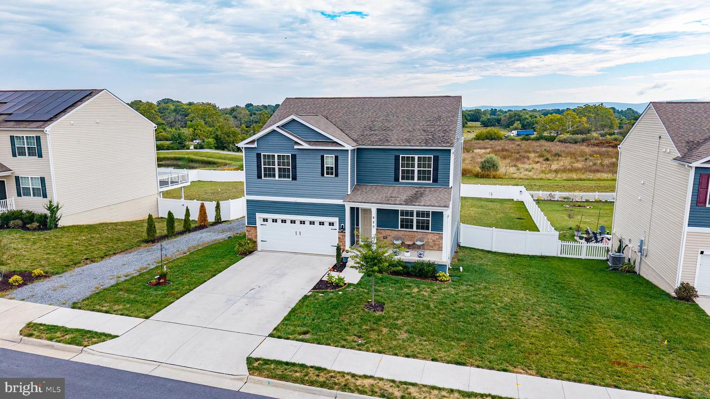 620 WEEKS CT, BERRYVILLE, Virginia 22611, 5 Bedrooms Bedrooms, ,3 BathroomsBathrooms,Residential,For sale,620 WEEKS CT,VACL2006102 MLS # VACL2006102