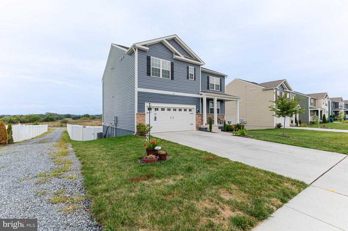 620 WEEKS CT, BERRYVILLE, Virginia 22611, 5 Bedrooms Bedrooms, ,3 BathroomsBathrooms,Residential,For sale,620 WEEKS CT,VACL2006102 MLS # VACL2006102