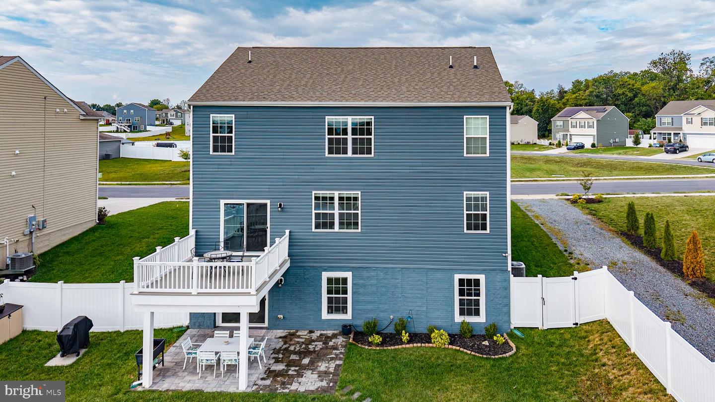 620 WEEKS CT, BERRYVILLE, Virginia 22611, 5 Bedrooms Bedrooms, ,3 BathroomsBathrooms,Residential,For sale,620 WEEKS CT,VACL2006102 MLS # VACL2006102