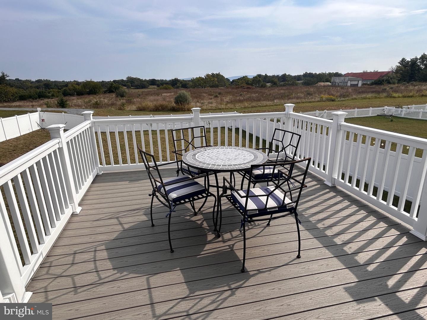 620 WEEKS CT, BERRYVILLE, Virginia 22611, 5 Bedrooms Bedrooms, ,3 BathroomsBathrooms,Residential,For sale,620 WEEKS CT,VACL2006102 MLS # VACL2006102