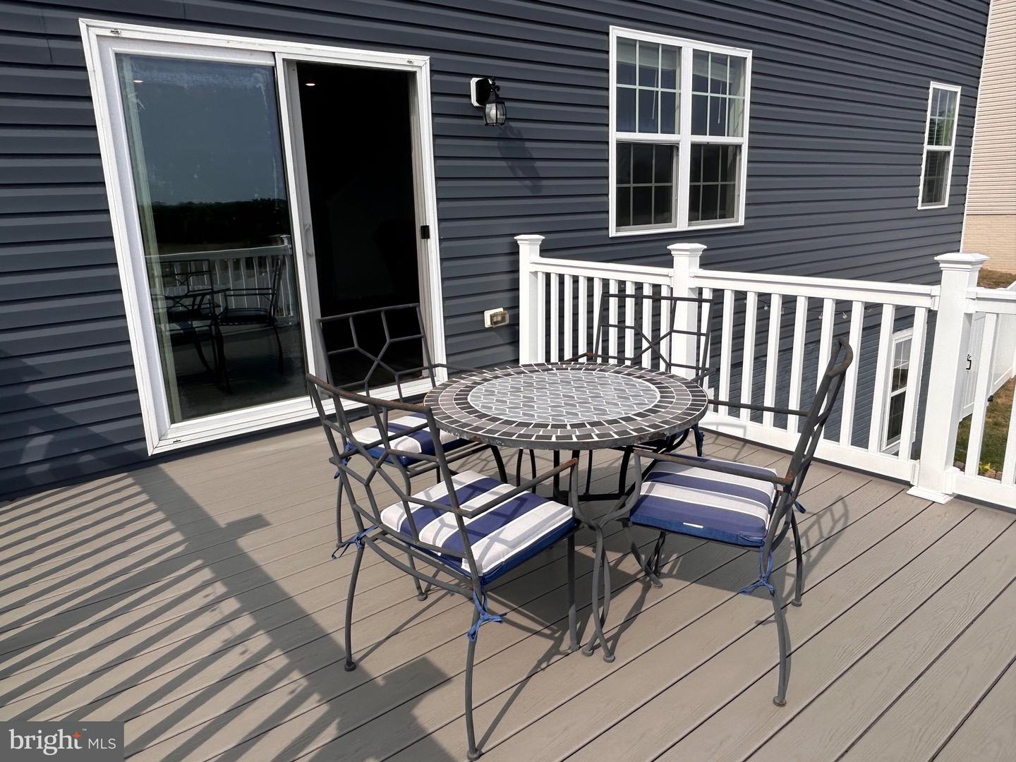 620 WEEKS CT, BERRYVILLE, Virginia 22611, 5 Bedrooms Bedrooms, ,3 BathroomsBathrooms,Residential,For sale,620 WEEKS CT,VACL2006102 MLS # VACL2006102