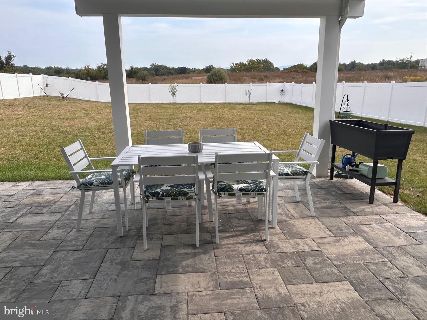620 WEEKS CT, BERRYVILLE, Virginia 22611, 5 Bedrooms Bedrooms, ,3 BathroomsBathrooms,Residential,For sale,620 WEEKS CT,VACL2006102 MLS # VACL2006102