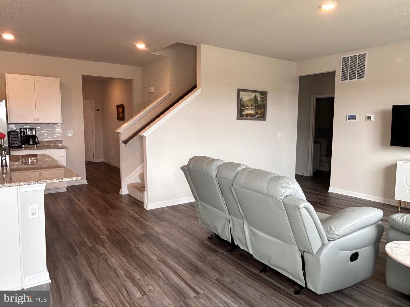 620 WEEKS CT, BERRYVILLE, Virginia 22611, 5 Bedrooms Bedrooms, ,3 BathroomsBathrooms,Residential,For sale,620 WEEKS CT,VACL2006102 MLS # VACL2006102