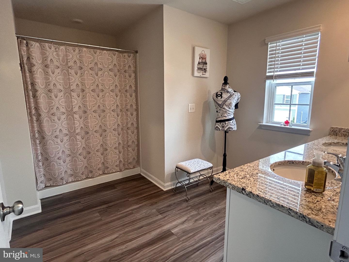 620 WEEKS CT, BERRYVILLE, Virginia 22611, 5 Bedrooms Bedrooms, ,3 BathroomsBathrooms,Residential,For sale,620 WEEKS CT,VACL2006102 MLS # VACL2006102