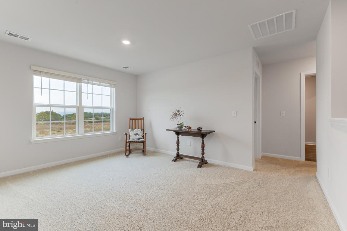 620 WEEKS CT, BERRYVILLE, Virginia 22611, 5 Bedrooms Bedrooms, ,3 BathroomsBathrooms,Residential,For sale,620 WEEKS CT,VACL2006102 MLS # VACL2006102