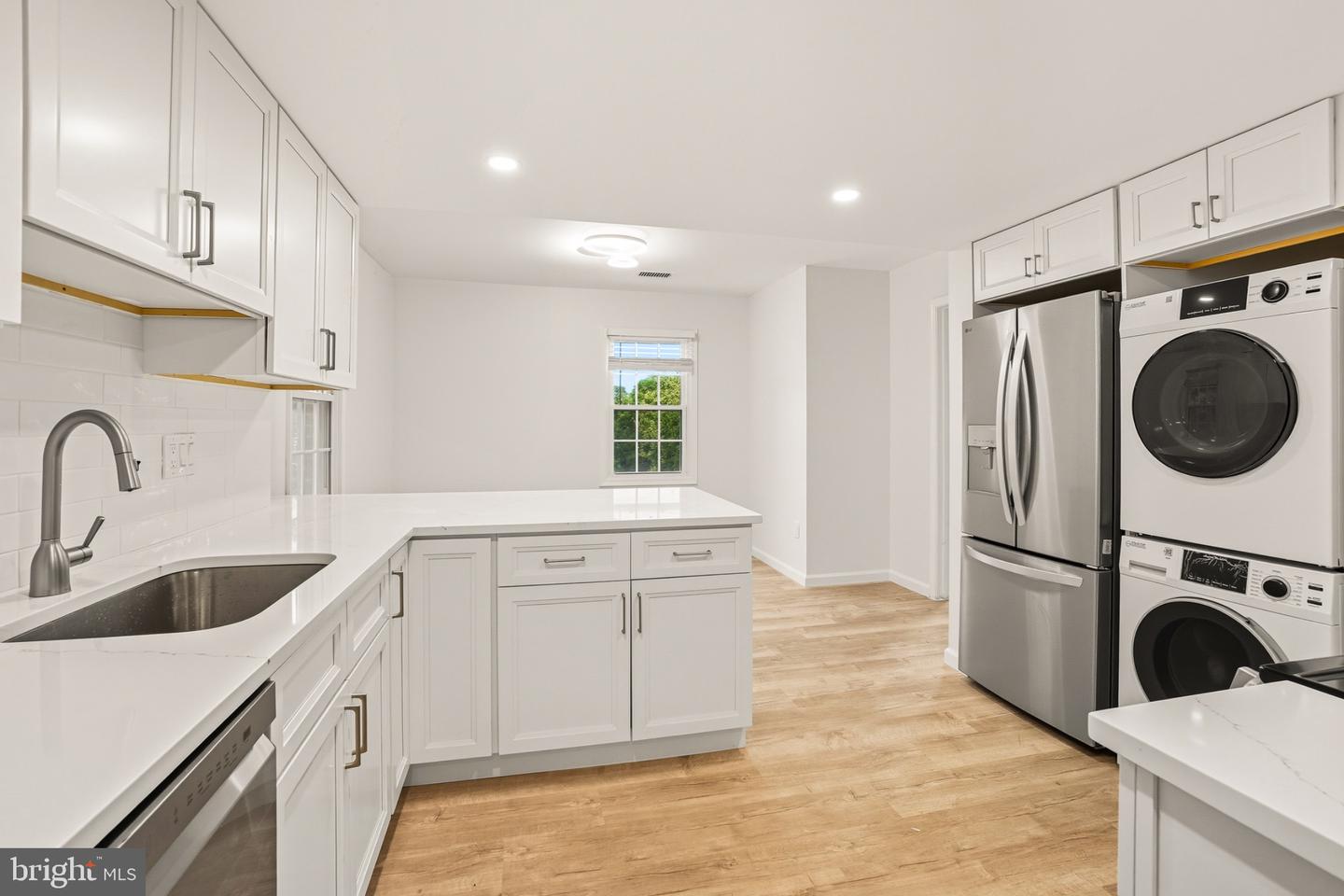 1050 RAMSGATE CT #C, STERLING, Virginia 20164, 3 Bedrooms Bedrooms, 5 Rooms Rooms,2 BathroomsBathrooms,Residential,For sale,1050 RAMSGATE CT #C,VALO2107800 MLS # VALO2107800