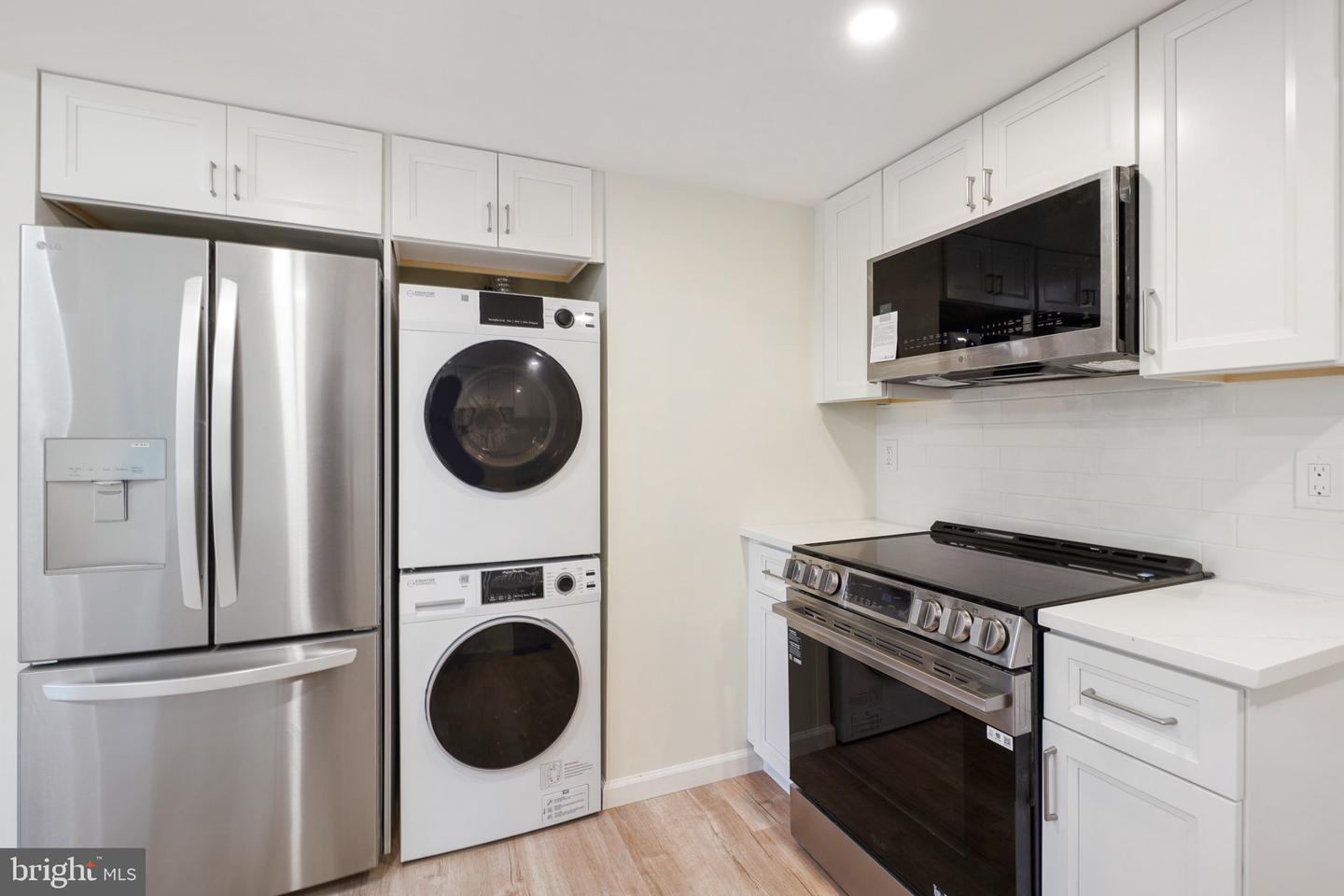 1050 RAMSGATE CT #C, STERLING, Virginia 20164, 3 Bedrooms Bedrooms, 5 Rooms Rooms,2 BathroomsBathrooms,Residential,For sale,1050 RAMSGATE CT #C,VALO2107800 MLS # VALO2107800