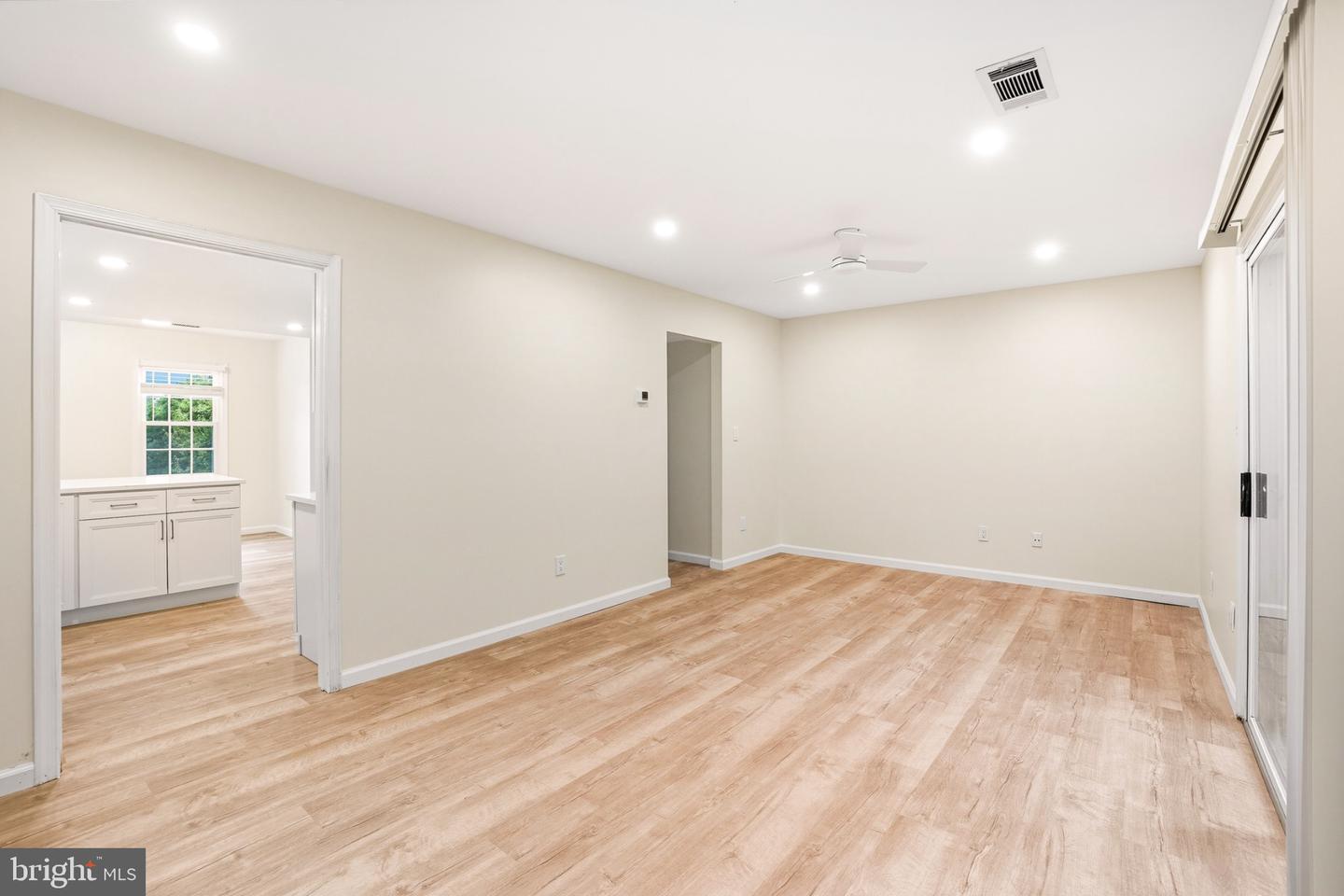 1050 RAMSGATE CT #C, STERLING, Virginia 20164, 3 Bedrooms Bedrooms, 5 Rooms Rooms,2 BathroomsBathrooms,Residential,For sale,1050 RAMSGATE CT #C,VALO2107800 MLS # VALO2107800