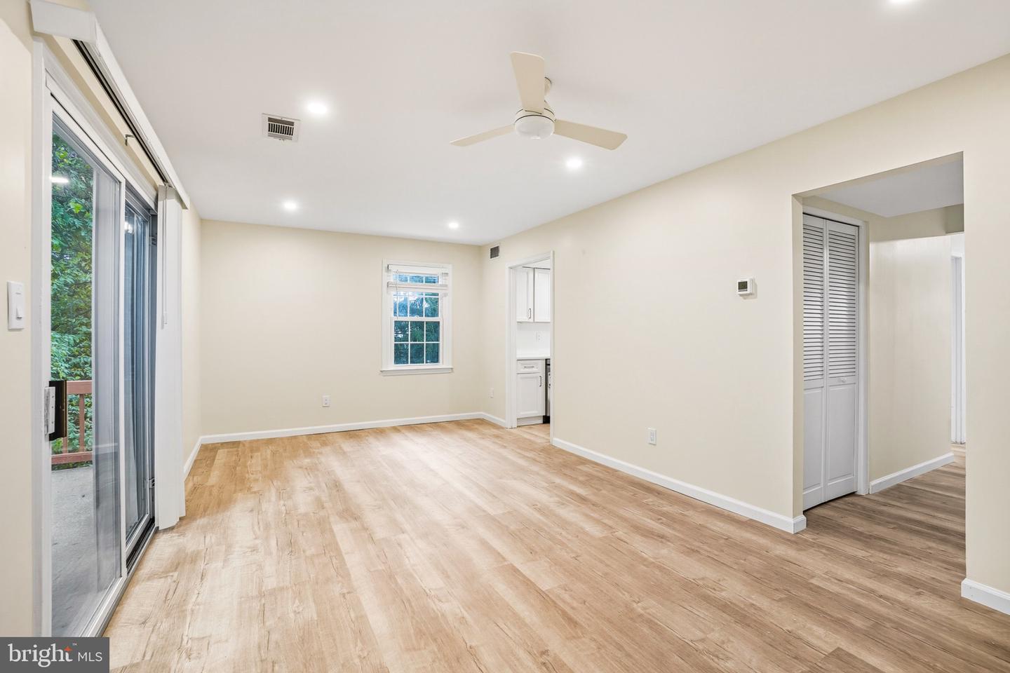 1050 RAMSGATE CT #C, STERLING, Virginia 20164, 3 Bedrooms Bedrooms, 5 Rooms Rooms,2 BathroomsBathrooms,Residential,For sale,1050 RAMSGATE CT #C,VALO2107800 MLS # VALO2107800