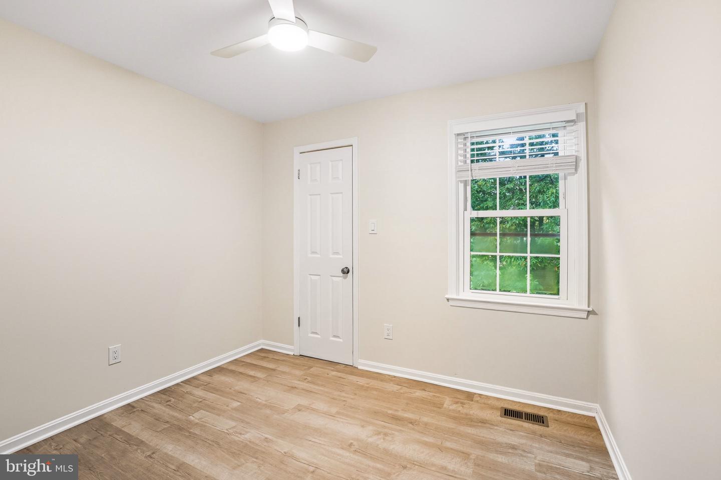 1050 RAMSGATE CT #C, STERLING, Virginia 20164, 3 Bedrooms Bedrooms, 5 Rooms Rooms,2 BathroomsBathrooms,Residential,For sale,1050 RAMSGATE CT #C,VALO2107800 MLS # VALO2107800