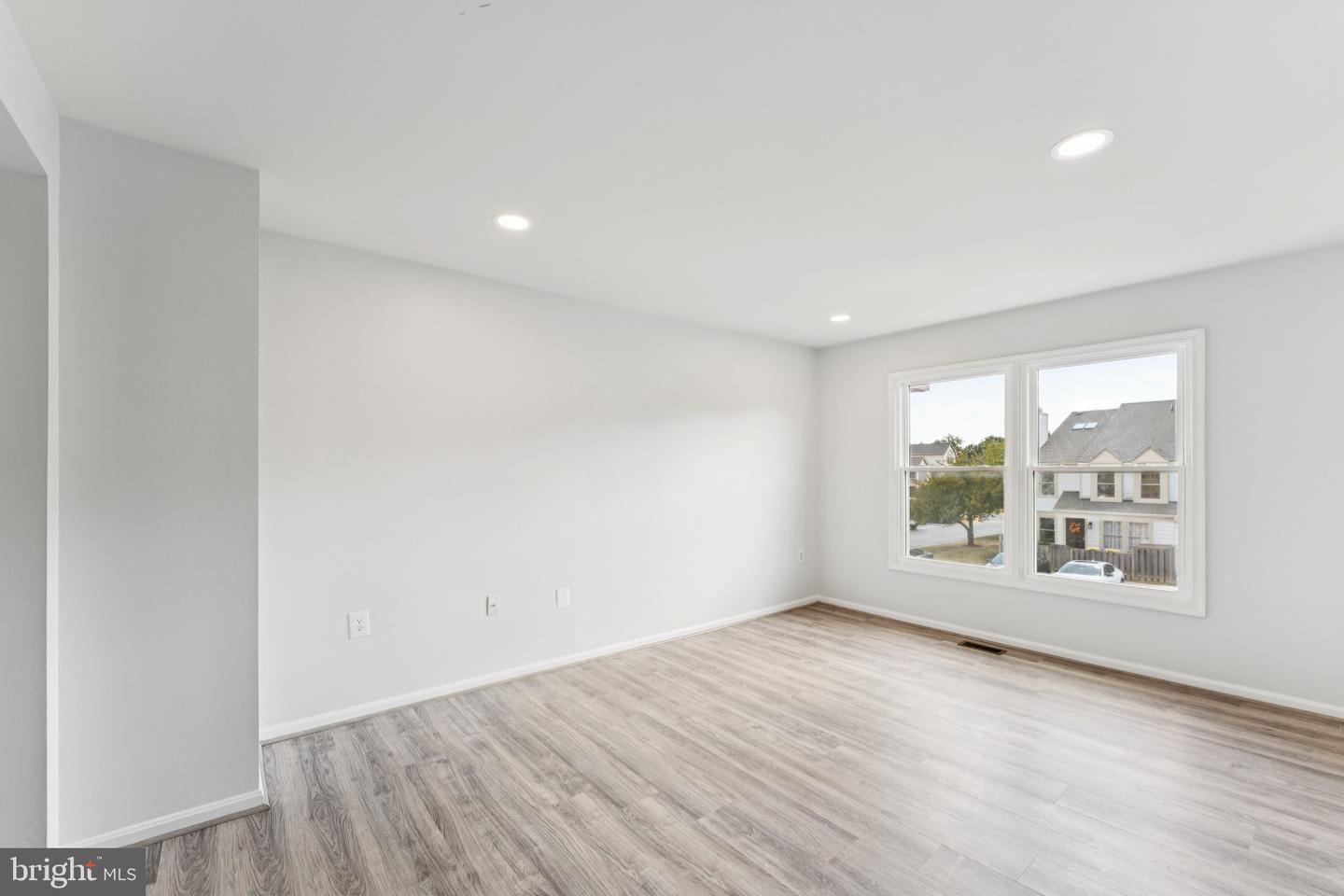 7527 BELLE GRAE DR, MANASSAS, Virginia 20109, 3 Bedrooms Bedrooms, ,2 BathroomsBathrooms,Residential,For sale,7527 BELLE GRAE DR,VAPW2104932 MLS # VAPW2104932