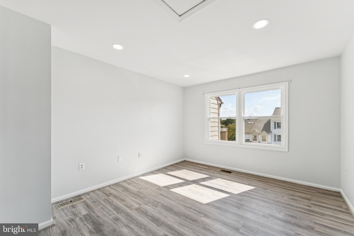 7527 BELLE GRAE DR, MANASSAS, Virginia 20109, 3 Bedrooms Bedrooms, ,2 BathroomsBathrooms,Residential,For sale,7527 BELLE GRAE DR,VAPW2104932 MLS # VAPW2104932
