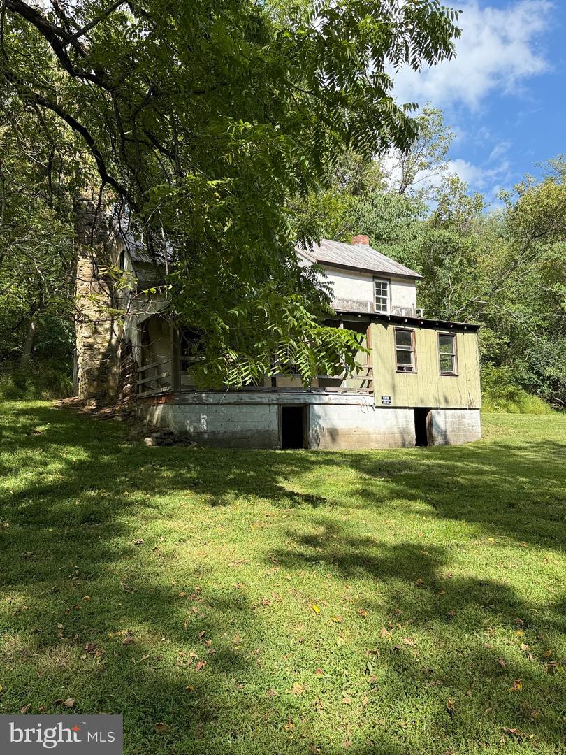189 PIEDMONT ORCHARD RD, LINDEN, Virginia 22642, 2 Bedrooms Bedrooms, ,1 BathroomBathrooms,Residential,For sale,189 PIEDMONT ORCHARD RD,VAWR2012440 MLS # VAWR2012440
