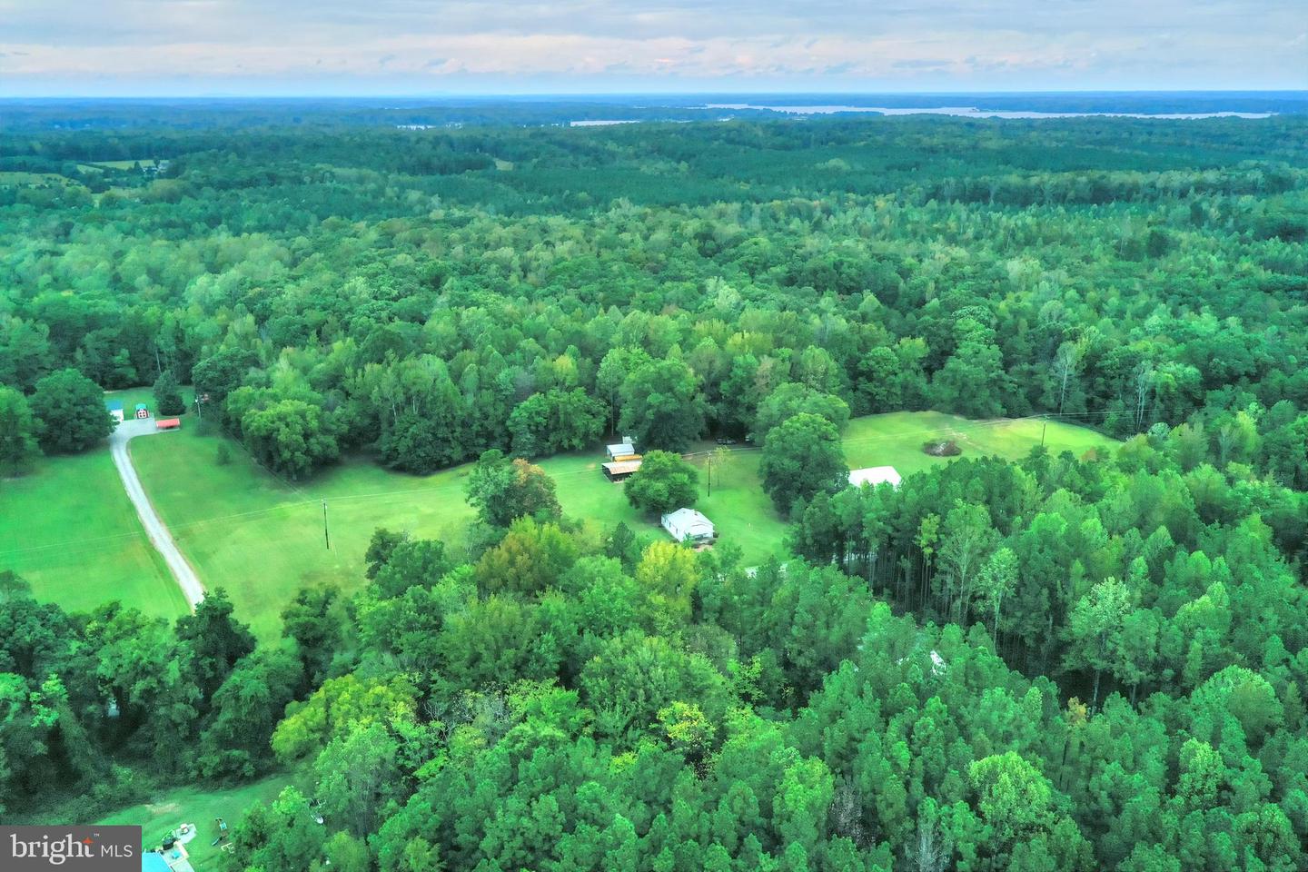2635 BUMPASS RD, BEAVERDAM, Virginia 23015, 3 Bedrooms Bedrooms, 5 Rooms Rooms,2 BathroomsBathrooms,Residential,For sale,2635 BUMPASS RD,VALA2008664 MLS # VALA2008664
