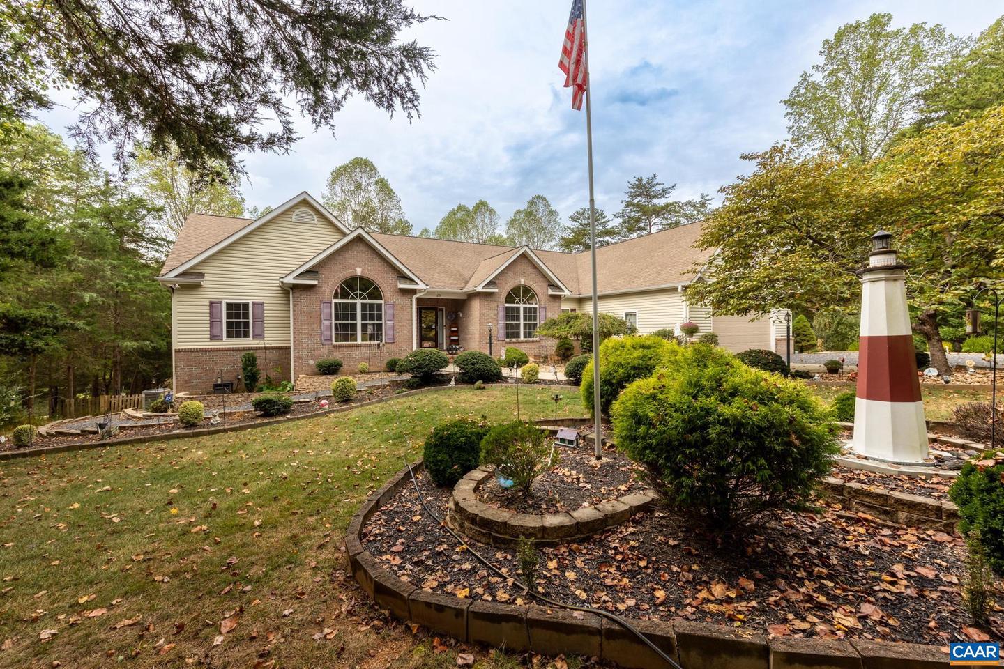 25 ACRE LN, PALMYRA, Virginia 22963, 5 Bedrooms Bedrooms, ,4 BathroomsBathrooms,Residential,For sale,25 ACRE LN,669525 MLS # 669525