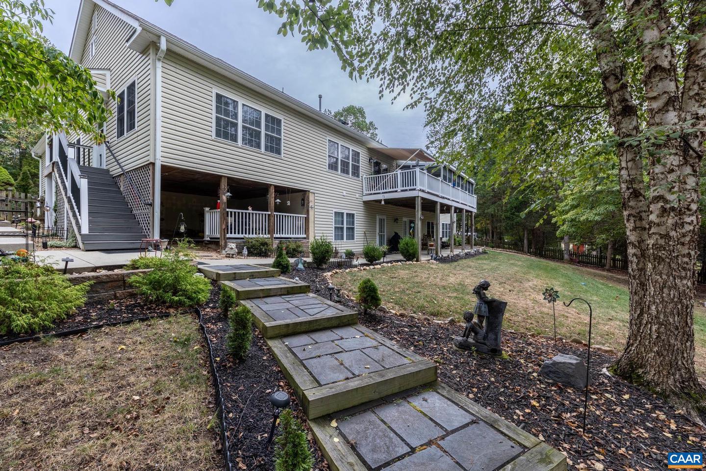 25 ACRE LN, PALMYRA, Virginia 22963, 5 Bedrooms Bedrooms, ,4 BathroomsBathrooms,Residential,For sale,25 ACRE LN,669525 MLS # 669525