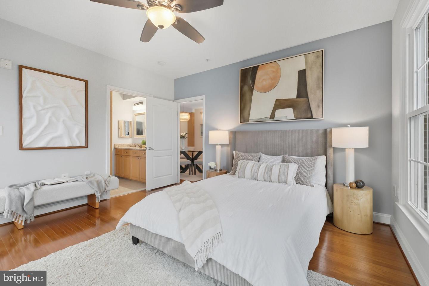 1115 CAMERON ST #215, ALEXANDRIA, Virginia 22314, 2 Bedrooms Bedrooms, ,2 BathroomsBathrooms,Residential,For sale,1115 CAMERON ST #215,VAAX2050368 MLS # VAAX2050368