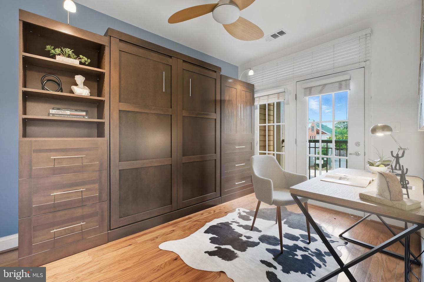 1115 CAMERON ST #215, ALEXANDRIA, Virginia 22314, 2 Bedrooms Bedrooms, ,2 BathroomsBathrooms,Residential,For sale,1115 CAMERON ST #215,VAAX2050368 MLS # VAAX2050368