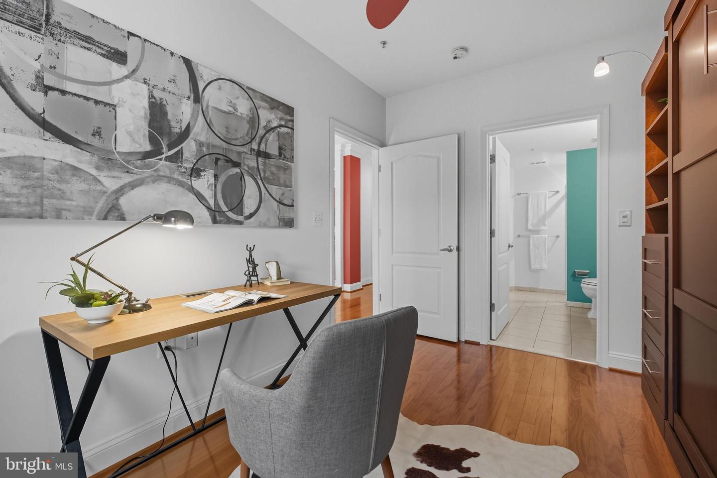 1115 CAMERON ST #215, ALEXANDRIA, Virginia 22314, 2 Bedrooms Bedrooms, ,2 BathroomsBathrooms,Residential,For sale,1115 CAMERON ST #215,VAAX2050368 MLS # VAAX2050368