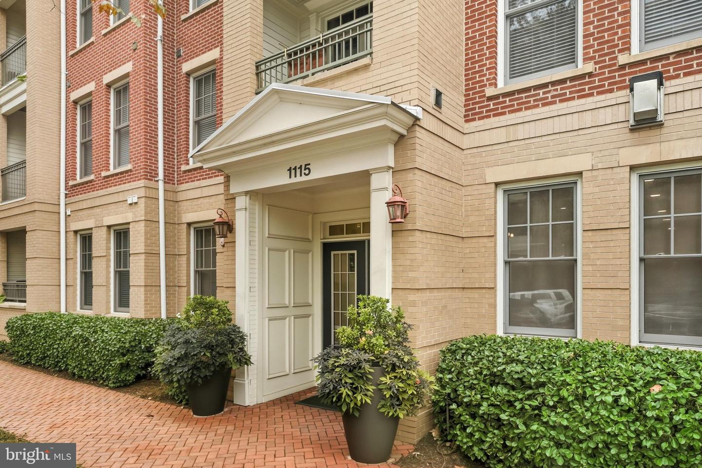 1115 CAMERON ST #215, ALEXANDRIA, Virginia 22314, 2 Bedrooms Bedrooms, ,2 BathroomsBathrooms,Residential,For sale,1115 CAMERON ST #215,VAAX2050368 MLS # VAAX2050368