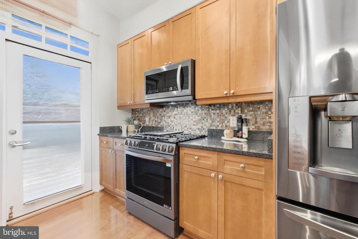 1115 CAMERON ST #215, ALEXANDRIA, Virginia 22314, 2 Bedrooms Bedrooms, ,2 BathroomsBathrooms,Residential,For sale,1115 CAMERON ST #215,VAAX2050368 MLS # VAAX2050368