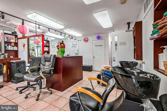 6716 WHITTIER AVE, MCLEAN, Virginia 22101, ,Land,For sale,6716 WHITTIER AVE,VAFX2270148 MLS # VAFX2270148