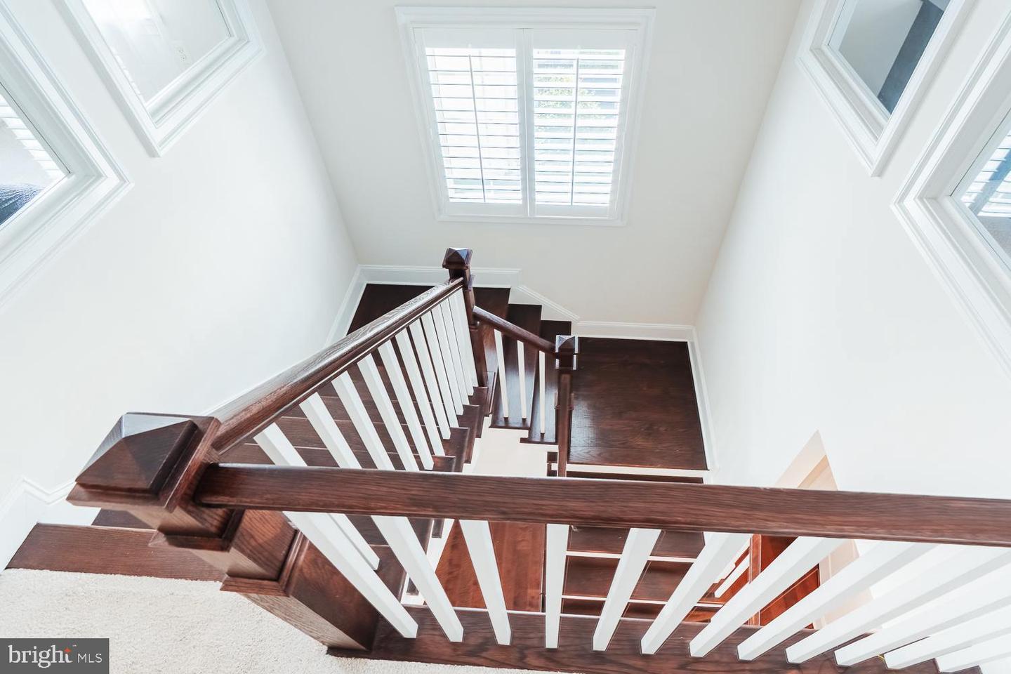 24814 BARRINGTON GROVE CT, ALDIE, Virginia 20105, 5 Bedrooms Bedrooms, ,4 BathroomsBathrooms,Residential,For sale,24814 BARRINGTON GROVE CT,VALO2091260 MLS # VALO2091260