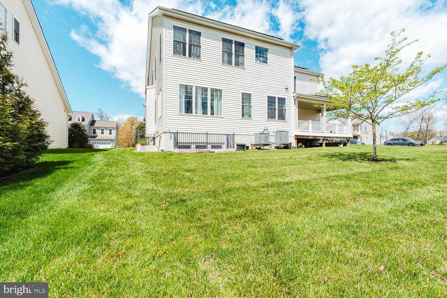 24814 BARRINGTON GROVE CT, ALDIE, Virginia 20105, 5 Bedrooms Bedrooms, ,4 BathroomsBathrooms,Residential,For sale,24814 BARRINGTON GROVE CT,VALO2091260 MLS # VALO2091260