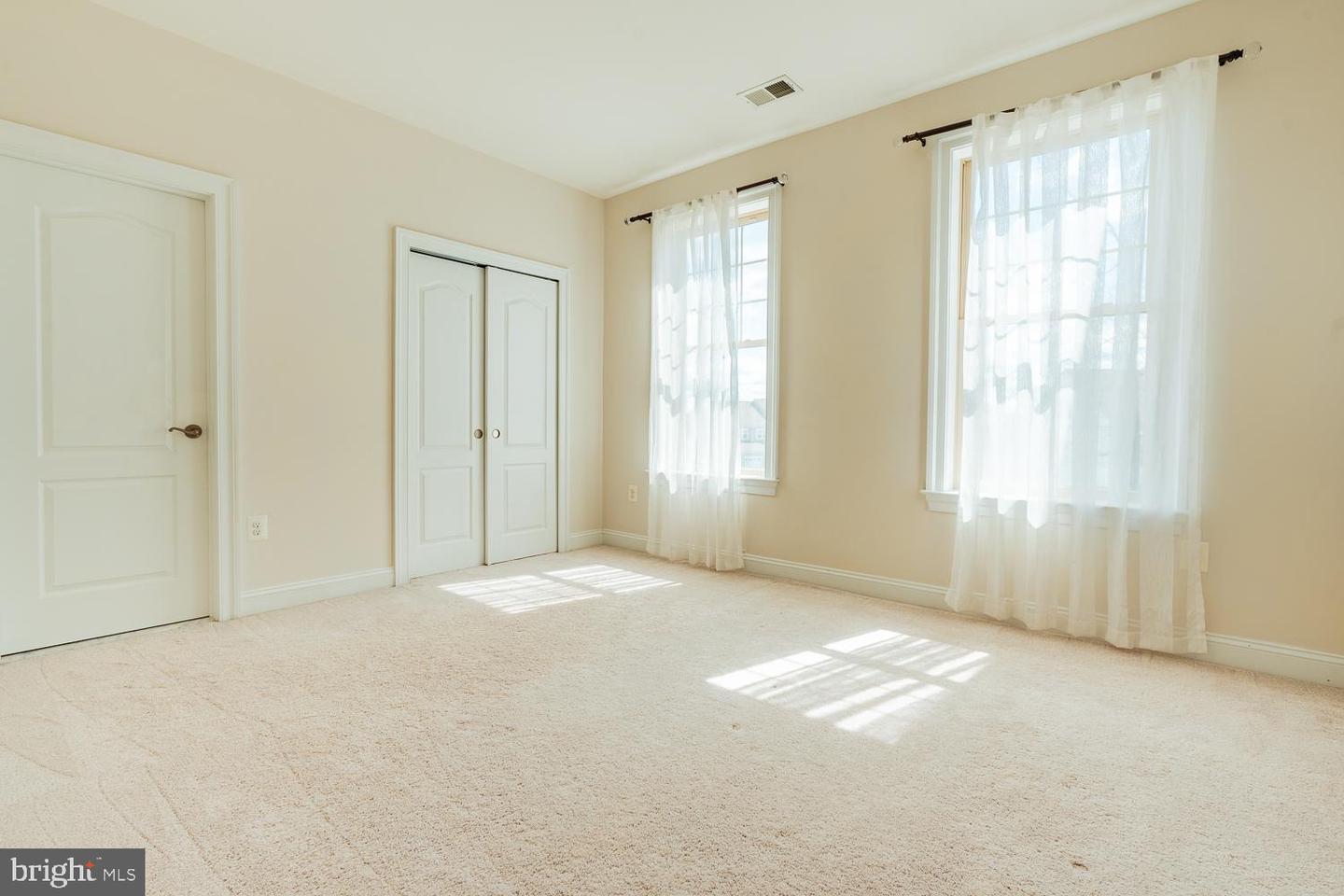 24814 BARRINGTON GROVE CT, ALDIE, Virginia 20105, 5 Bedrooms Bedrooms, ,4 BathroomsBathrooms,Residential,For sale,24814 BARRINGTON GROVE CT,VALO2091260 MLS # VALO2091260