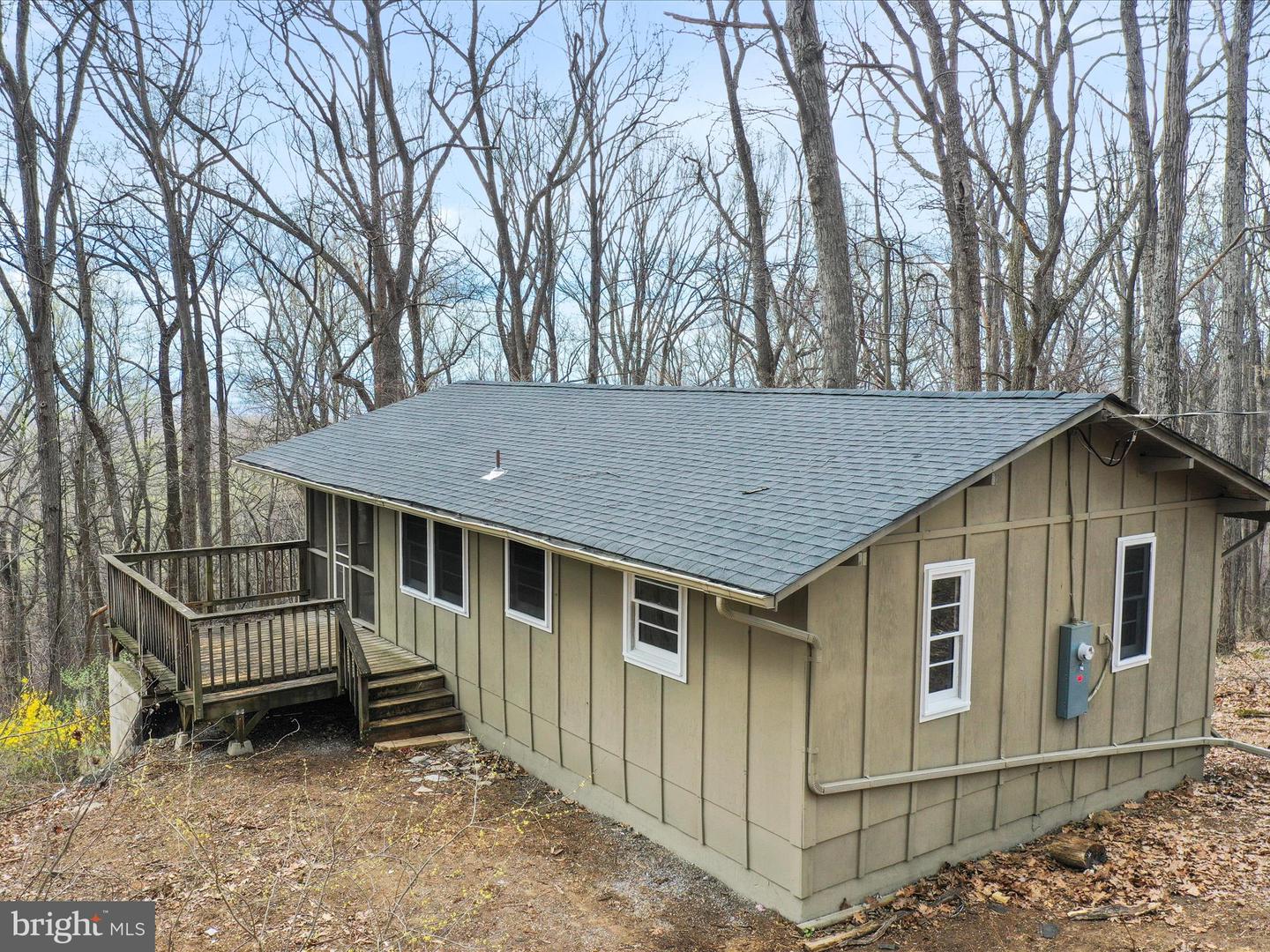 92 SHADY TREE LN, FRONT ROYAL, Virginia 22630, 2 Bedrooms Bedrooms, 3 Rooms Rooms,1 BathroomBathrooms,Residential,For sale,92 SHADY TREE LN,VAWR2010726 MLS # VAWR2010726