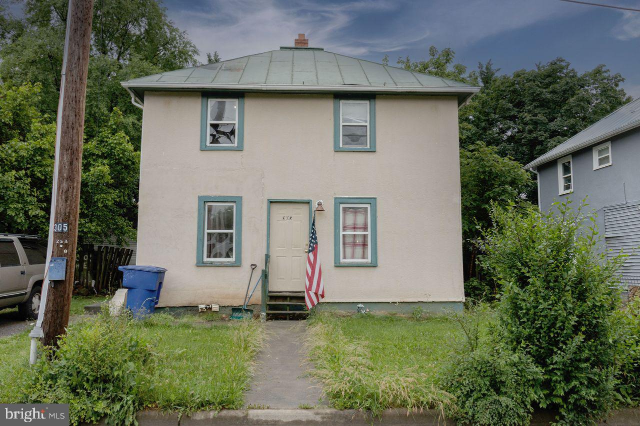 305 PROSPECT, FRONT ROYAL, Virginia 22630, 3 Bedrooms Bedrooms, ,1 BathroomBathrooms,Residential,For sale,305 PROSPECT,VAWR2011232 MLS # VAWR2011232