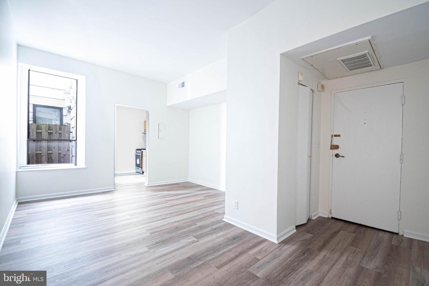 1669 COLUMBIA RD NW #109, WASHINGTON, District Of Columbia 20009, 2 Bedrooms Bedrooms, 3 Rooms Rooms,1 BathroomBathrooms,Residential,For sale,1669 COLUMBIA RD NW #109,DCDC2207424 MLS # DCDC2207424