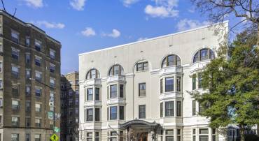 1669 COLUMBIA RD NW #109, WASHINGTON, District Of Columbia 20009, 2 Bedrooms Bedrooms, ,1 BathroomBathrooms,Residential,For sale,1669 COLUMBIA RD NW #109,DCDC2207424 MLS # DCDC2207424