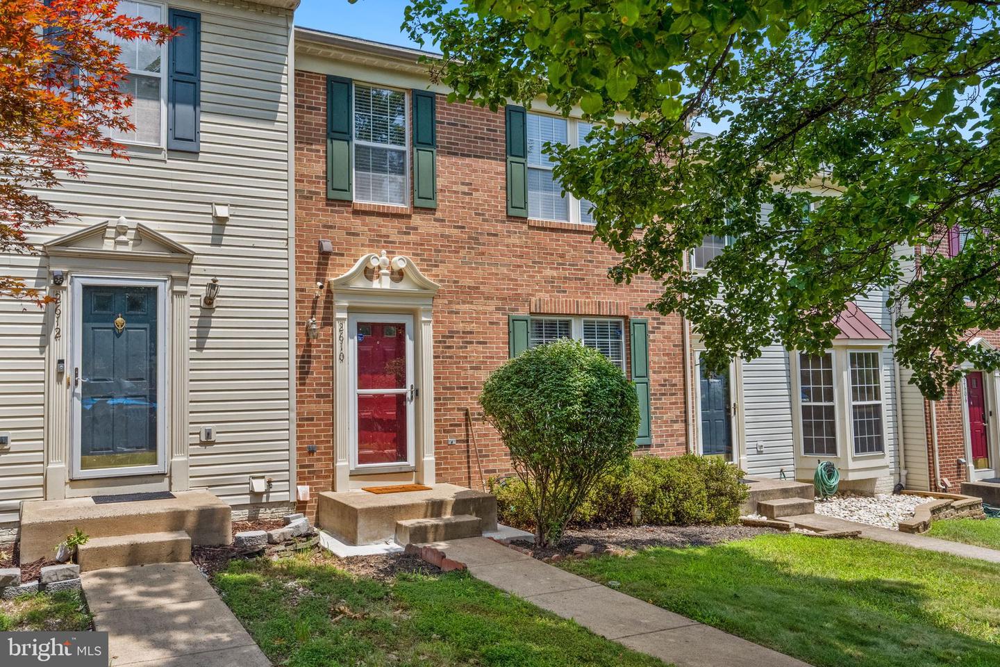 2610 GRAYTON LN, WOODBRIDGE, Virginia 22191, 4 Bedrooms Bedrooms, ,3 BathroomsBathrooms,Residential,For sale,2610 GRAYTON LN,VAPW2099330 MLS # VAPW2099330