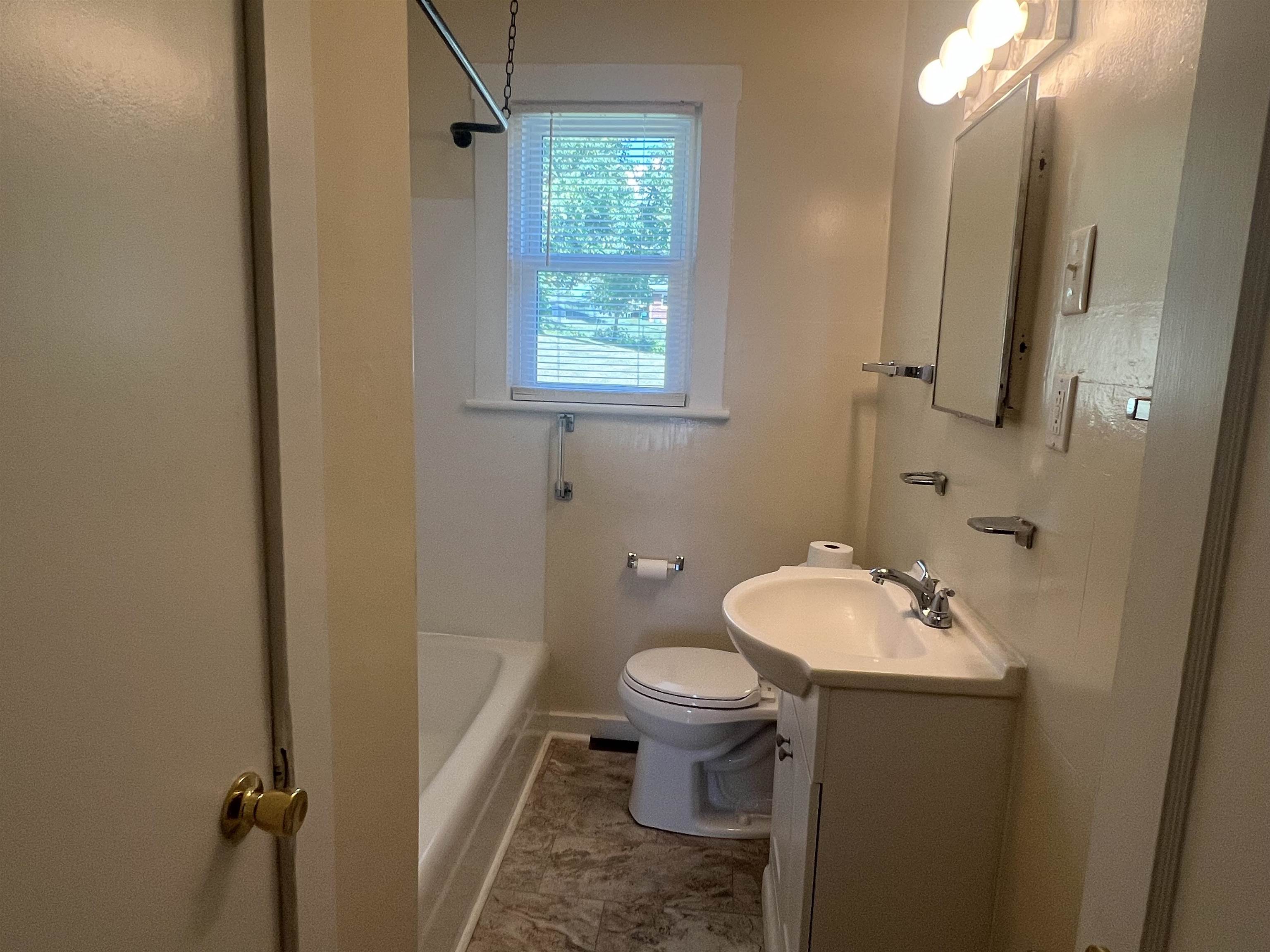 2109 ORANGE ST, STAUNTON, Virginia 24401, 3 Bedrooms Bedrooms, ,1 BathroomBathrooms,Residential,2109 ORANGE ST,668973 MLS # 668973