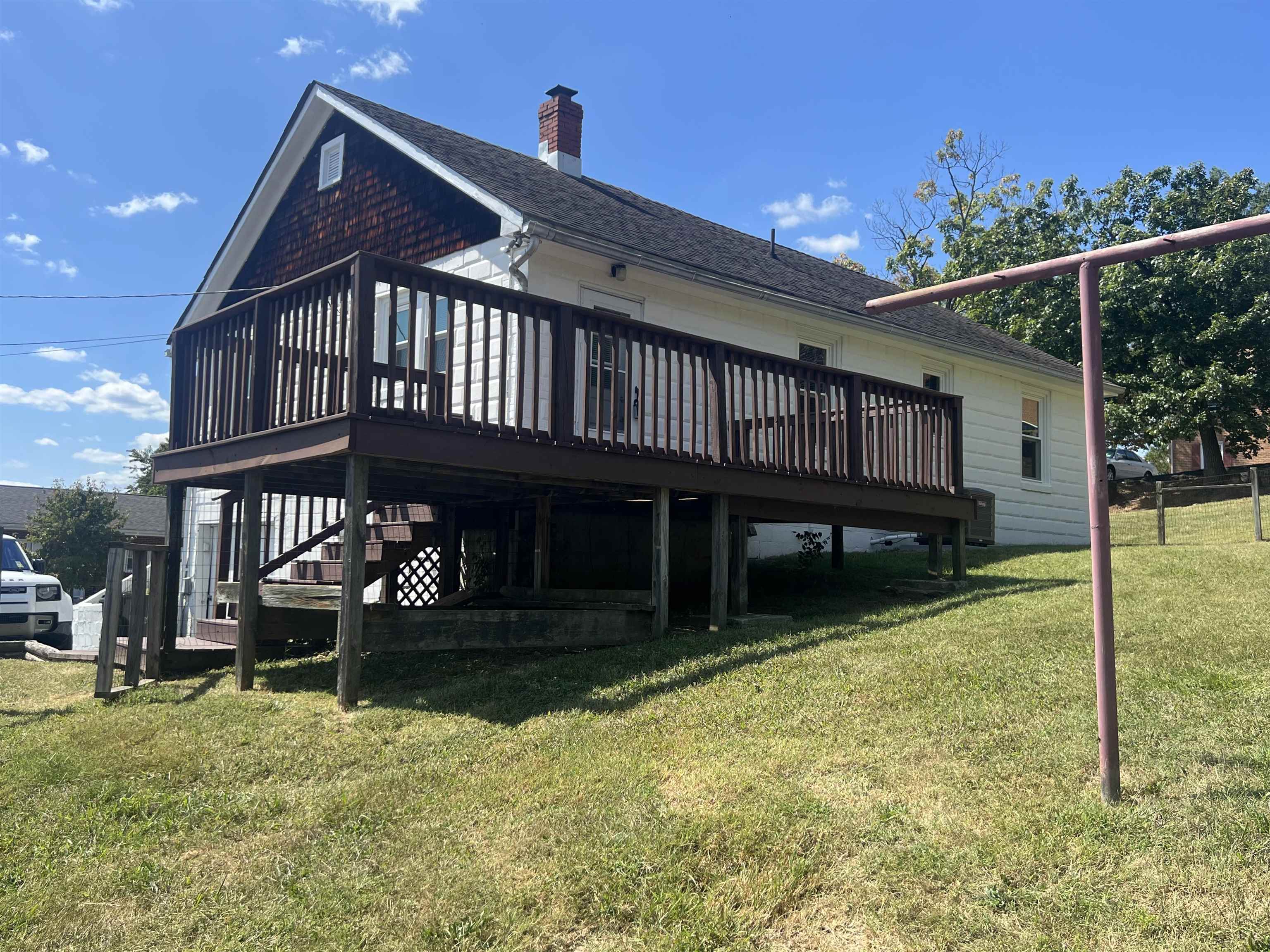 2109 ORANGE ST, STAUNTON, Virginia 24401, 3 Bedrooms Bedrooms, ,1 BathroomBathrooms,Residential,2109 ORANGE ST,668973 MLS # 668973