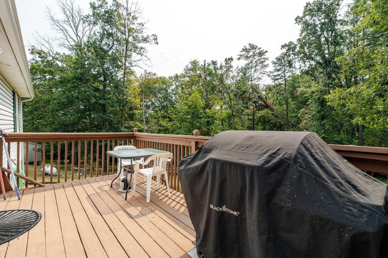 142 WHIPPOORWILL LN, LURAY, Virginia 22835, 2 Bedrooms Bedrooms, ,1 BathroomBathrooms,Residential,142 WHIPPOORWILL LN,669544 MLS # 669544