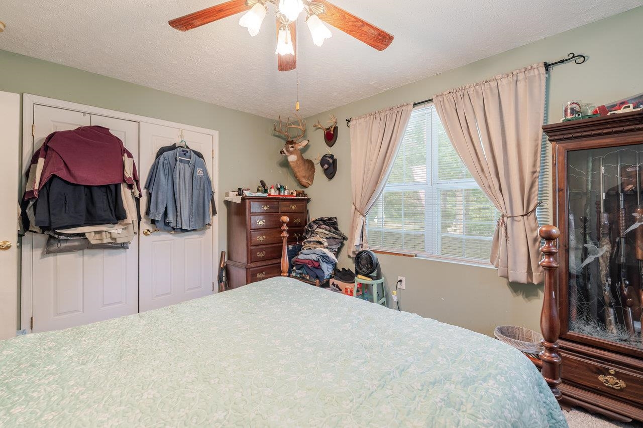 142 WHIPPOORWILL LN, LURAY, Virginia 22835, 2 Bedrooms Bedrooms, ,1 BathroomBathrooms,Residential,142 WHIPPOORWILL LN,669544 MLS # 669544