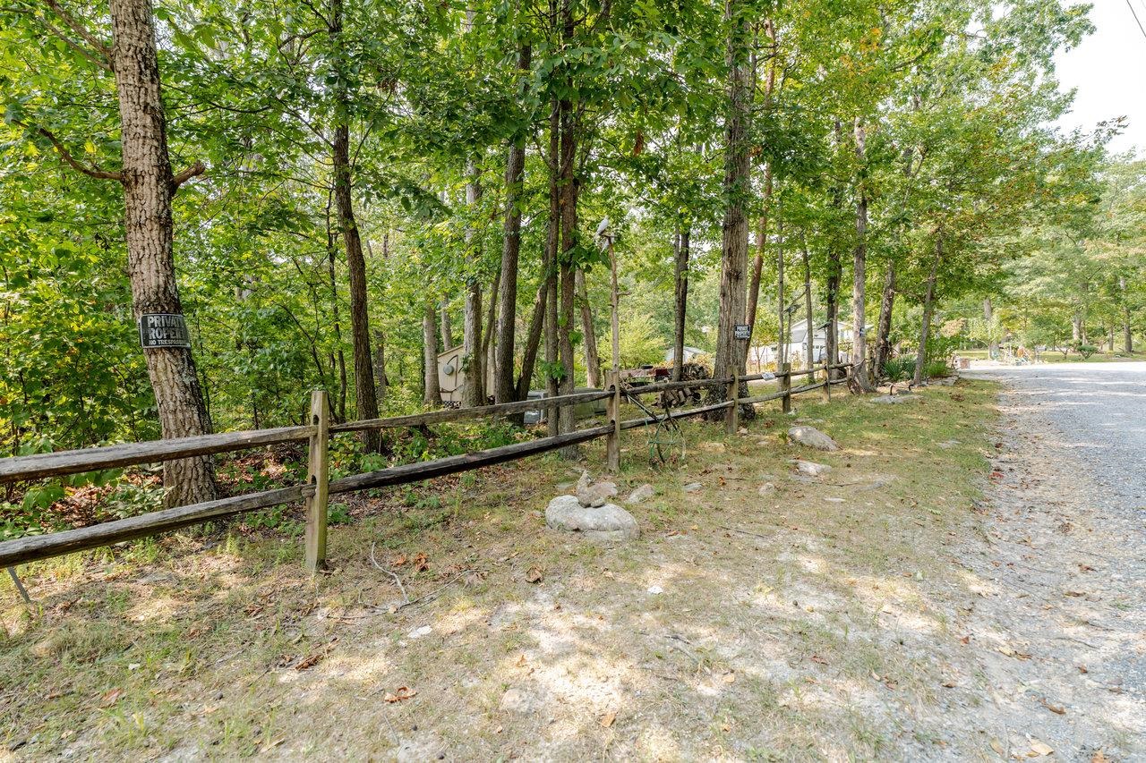 142 WHIPPOORWILL LN, LURAY, Virginia 22835, 2 Bedrooms Bedrooms, ,1 BathroomBathrooms,Residential,142 WHIPPOORWILL LN,669544 MLS # 669544