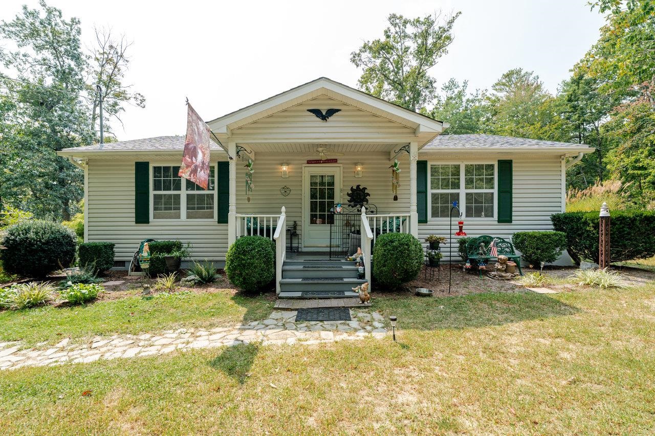 142 WHIPPOORWILL LN, LURAY, Virginia 22835, 2 Bedrooms Bedrooms, ,1 BathroomBathrooms,Residential,142 WHIPPOORWILL LN,669544 MLS # 669544
