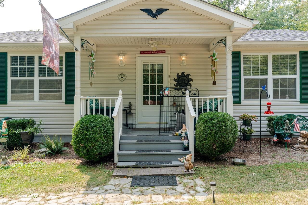 142 WHIPPOORWILL LN, LURAY, Virginia 22835, 2 Bedrooms Bedrooms, ,1 BathroomBathrooms,Residential,142 WHIPPOORWILL LN,669544 MLS # 669544