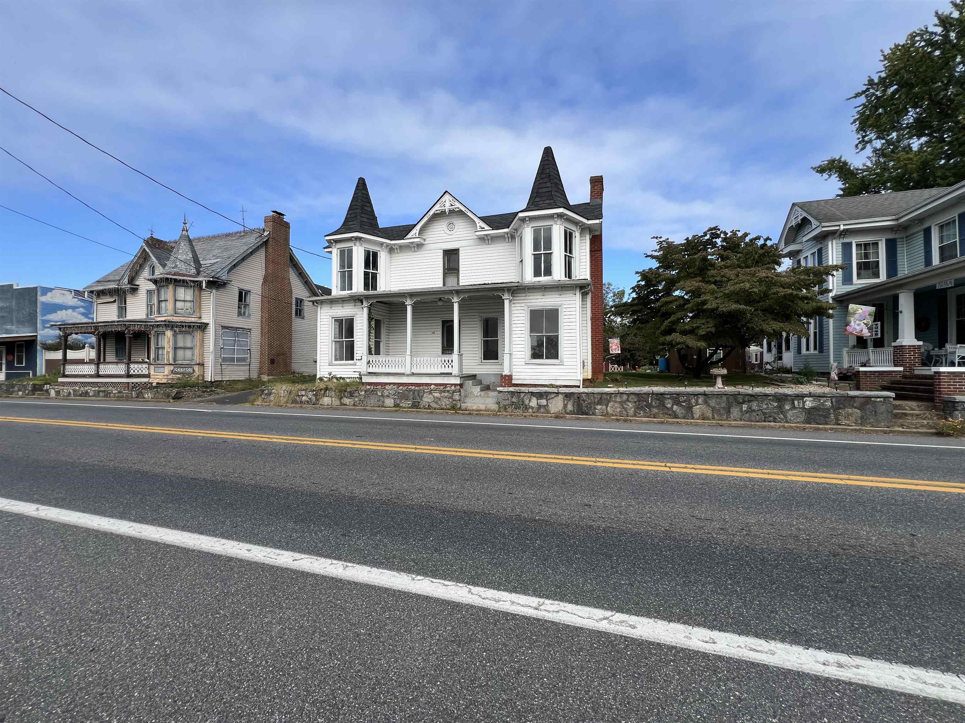 255 S MAIN ST, MOUNT CRAWFORD, Virginia 22841, 4 Bedrooms Bedrooms, ,1 BathroomBathrooms,Residential,255 S MAIN ST,669545 MLS # 669545