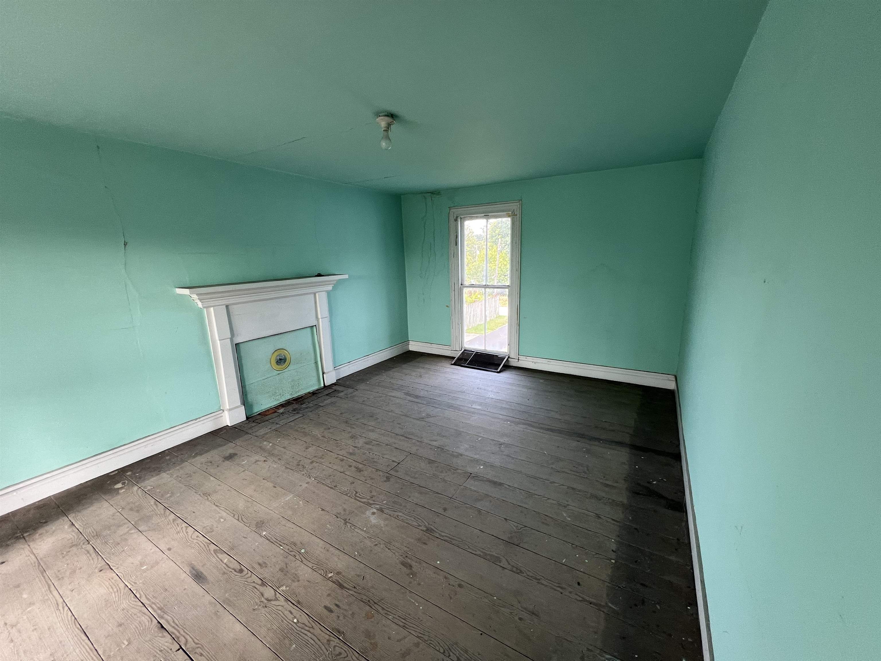 255 S MAIN ST, MOUNT CRAWFORD, Virginia 22841, 4 Bedrooms Bedrooms, ,1 BathroomBathrooms,Residential,255 S MAIN ST,669545 MLS # 669545