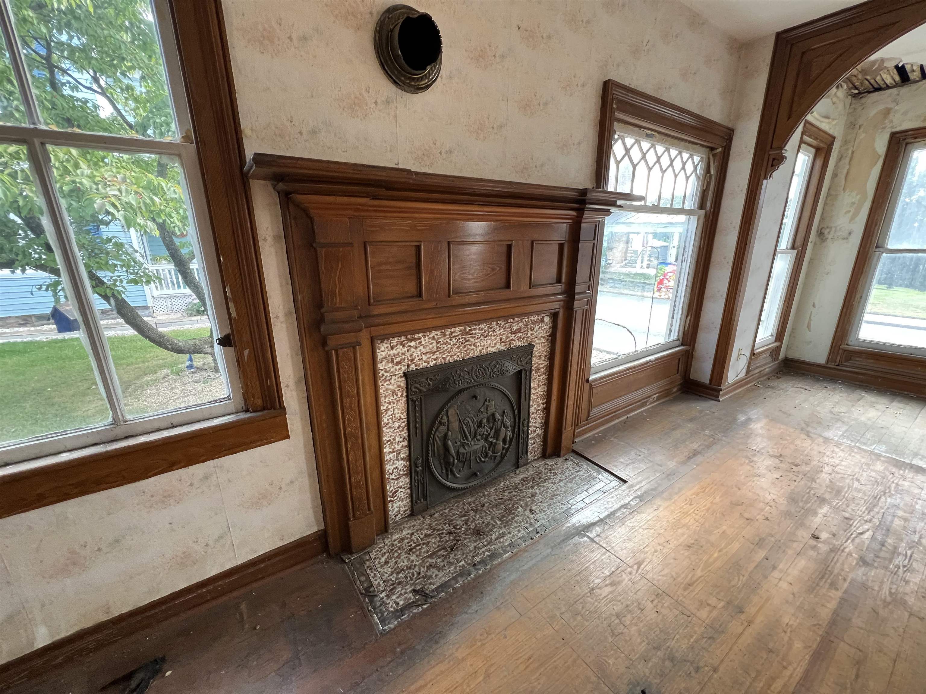 255 S MAIN ST, MOUNT CRAWFORD, Virginia 22841, 4 Bedrooms Bedrooms, ,1 BathroomBathrooms,Residential,255 S MAIN ST,669545 MLS # 669545