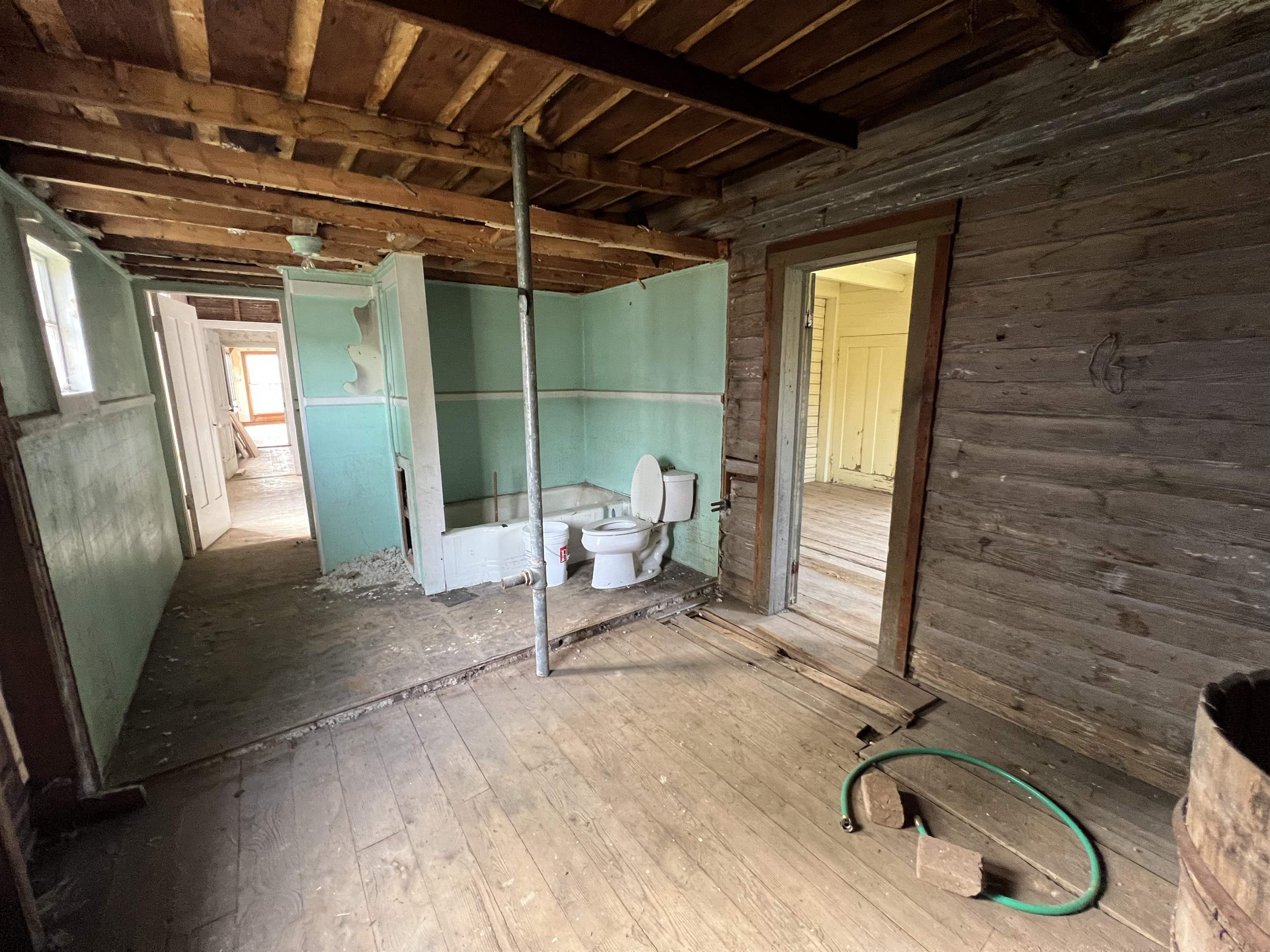 255 S MAIN ST, MOUNT CRAWFORD, Virginia 22841, 4 Bedrooms Bedrooms, ,1 BathroomBathrooms,Residential,255 S MAIN ST,669545 MLS # 669545