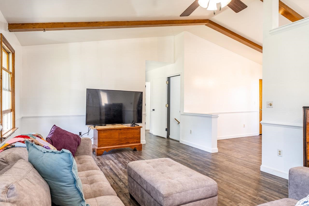 8213 ROBINSON RD, DAYTON, Virginia 22821, 3 Bedrooms Bedrooms, ,2 BathroomsBathrooms,Residential,8213 ROBINSON RD,669550 MLS # 669550